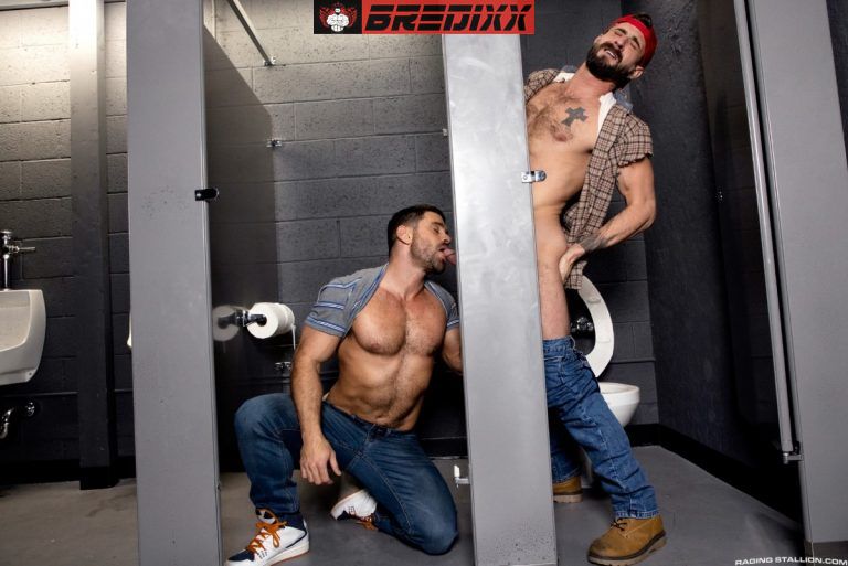 Show Hard: Gloryhole Fuck With Sean Maygers & Beau Butler