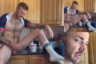 Hot Solo Session with Christian Wilde