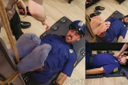 Leon Forge & Matteo’s Uniform Foot Fetish Session