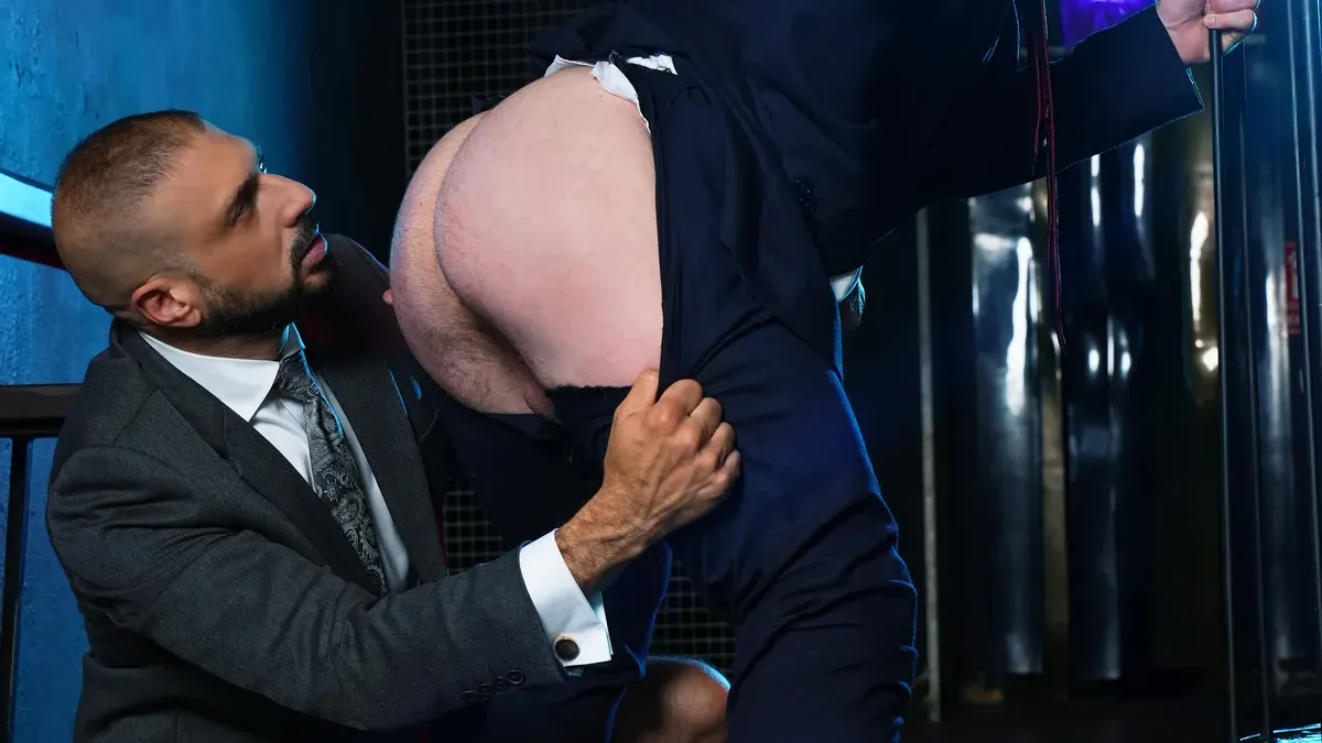 Brody Meyer Suits Up to Submit for Marco Napoli